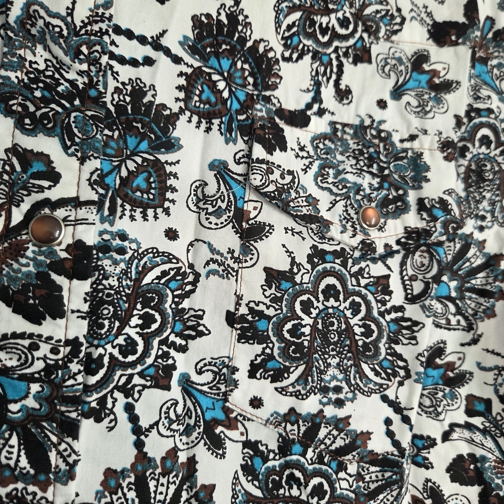 Cowgirl Hardware Paisley Print Western Shirt - Picture 5 of 7